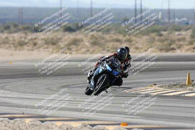 media/Nov-30-2025-TrackXperience (Sun) [[c0061d280f]]/3-Level 1/Session 4 (Turn 11)/